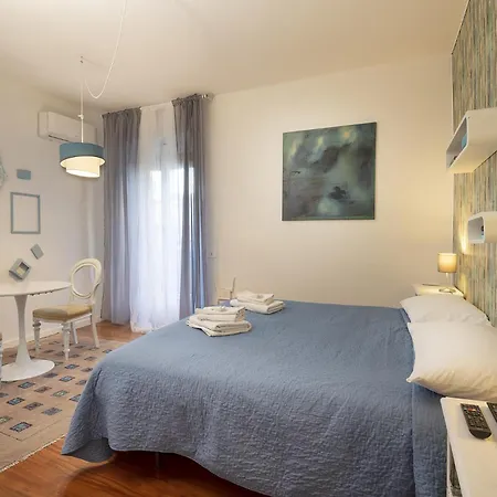 Casa Di Lucia Bed & Breakfast